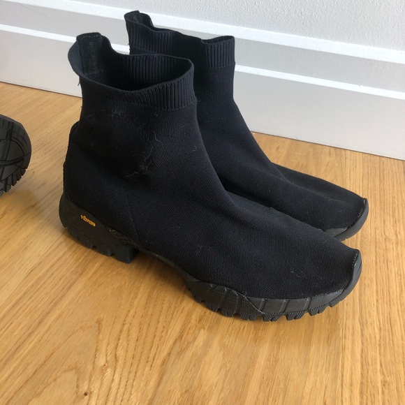 1017 ALYX Men’s Black Hiking Boot Stretch-knit - Picture 10 of 13